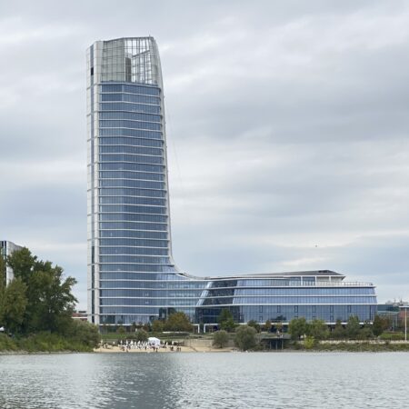 MOL Magvar Olaj – es Gazipari Nyilvanosan Mukodo Reszvenvtarsasag – Director/PDMR transaction